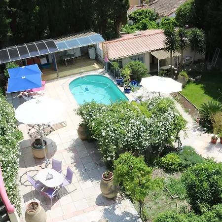 L'oustalounet Chambres D'hotes Bed and breakfast Cagnes-sur-Mer