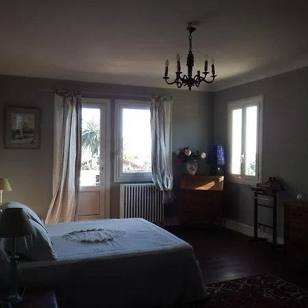 L'oustalounet Chambres D'hotes Cagnes-sur-Mer