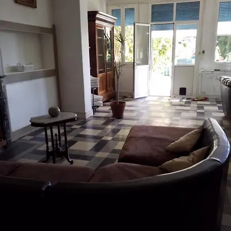 L'oustalounet Chambres D'hotes Frühstückspension Cagnes-sur-Mer