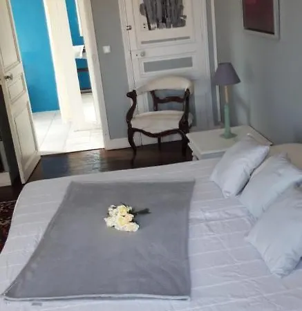 L'oustalounet Chambres D'hotes Couette-café